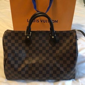 Louis Vuitton Speedy 35